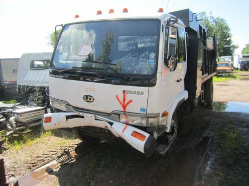 UD TRUCK UD2300
