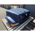 INTERNATIONAL 4900 Hood thumbnail 3