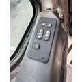 INTERNATIONAL 7600 Door Assembly, Front thumbnail 9