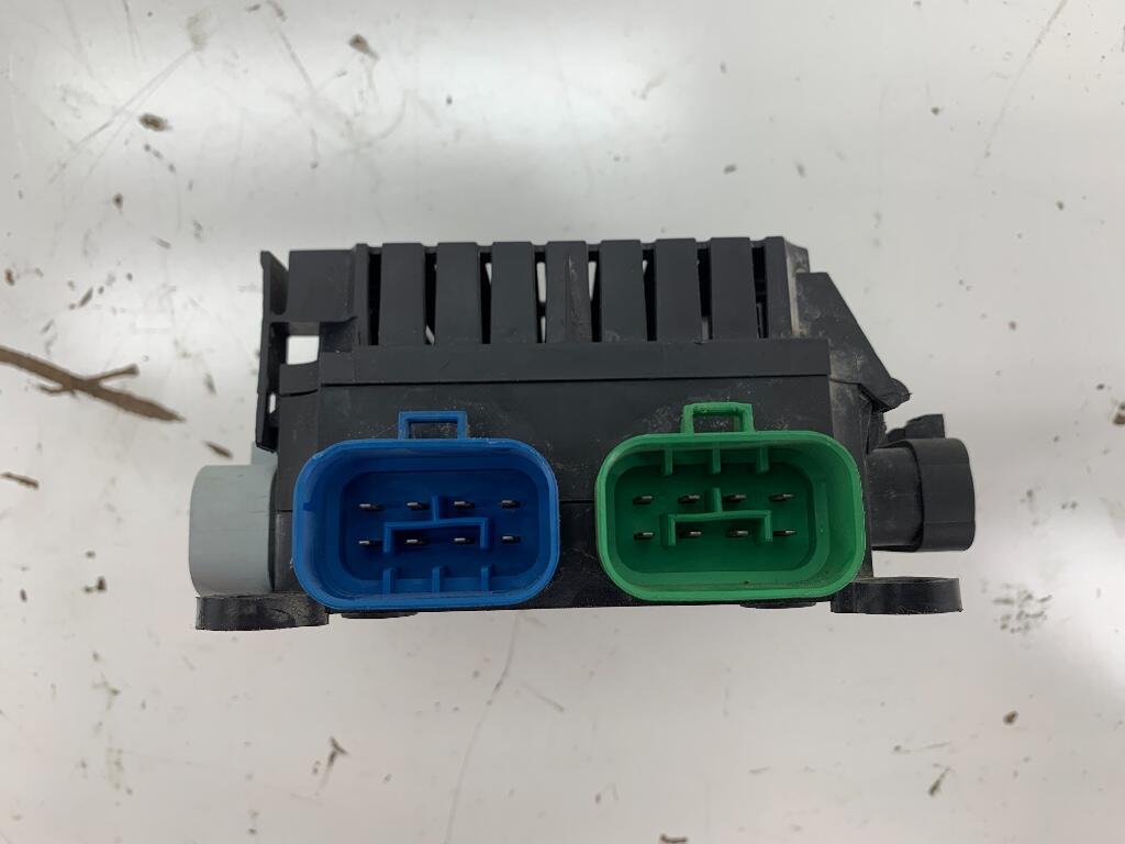 BUSSMANN 310029 Fuse Box OEM 310029 in OWENSBORO, KY 130298