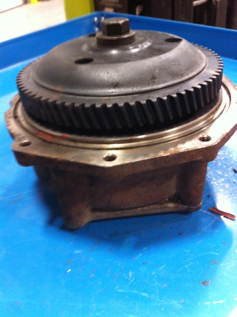 CAT 3406E Water Pump OEM 1615718 in Abbotsford, BRITISH COLUMBIA 1913