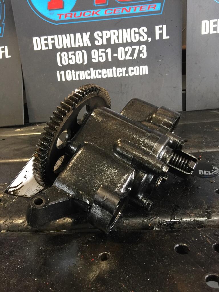 CAT C15 Oil Pump in DEFUNIAK SPRINGS, FL 6643