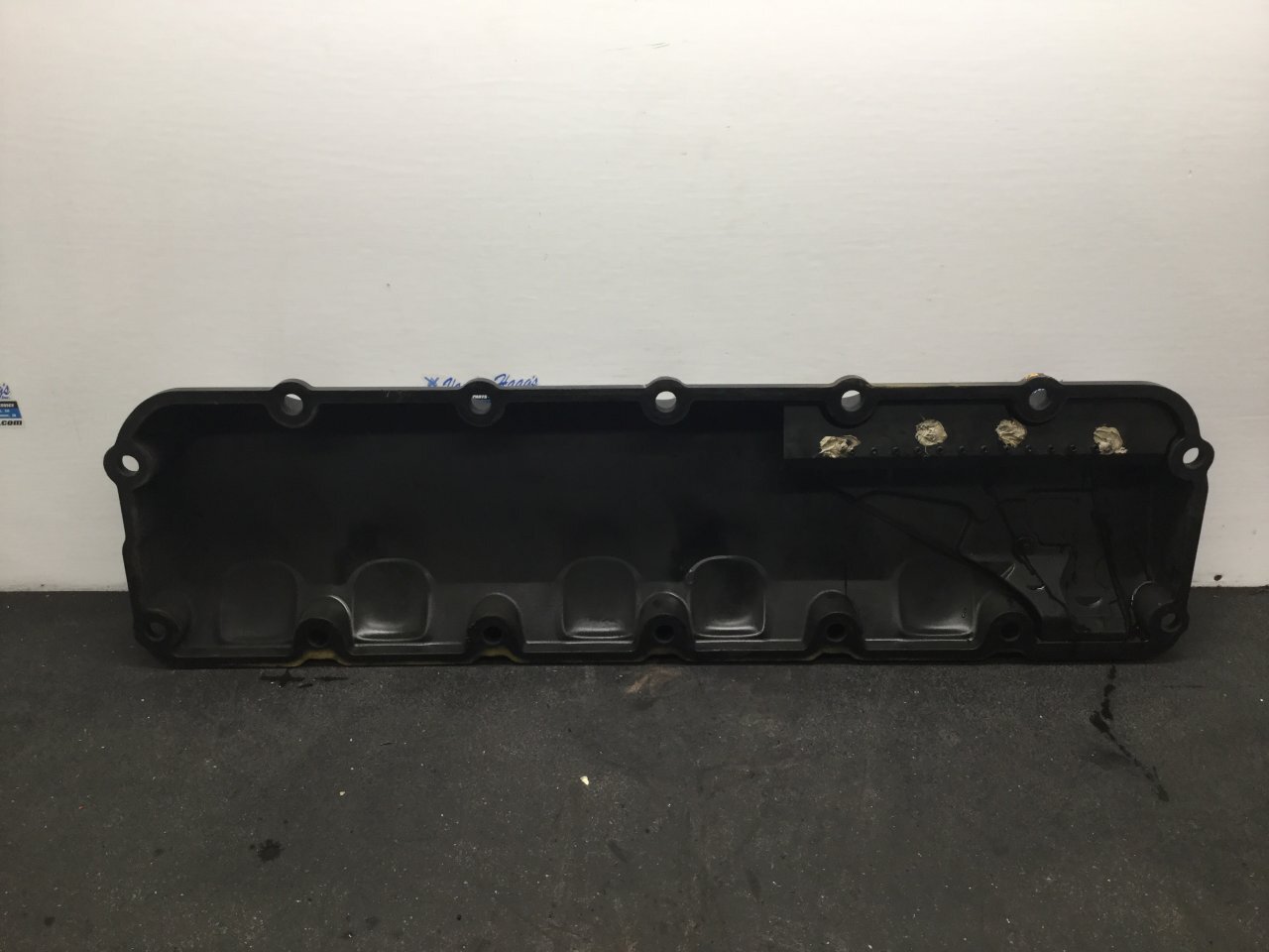 CAT C15 Engine Valve Cover OEM# 296-3735 in Spencer, IA #24622333