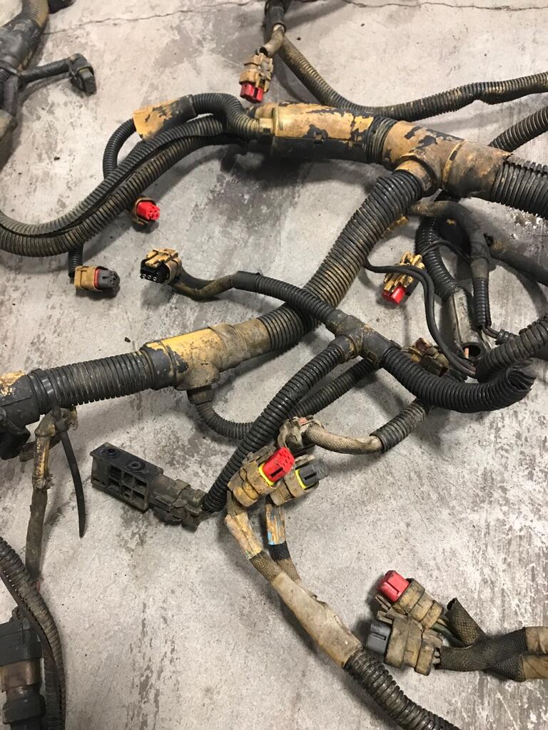 CAT C15 Engine Wiring Harness in Abbotsford, BRITISH COLUMBIA 3244