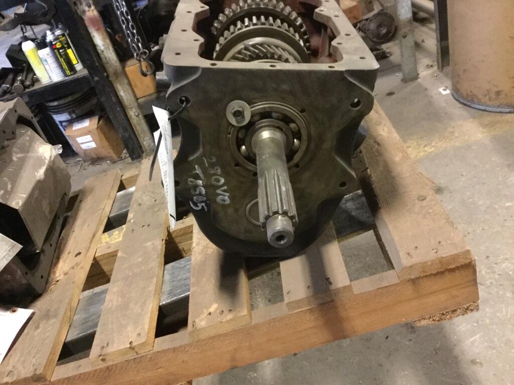 CLARK 280VO TRANSMISSION ASSEMBLY in Toledo, OH 8565