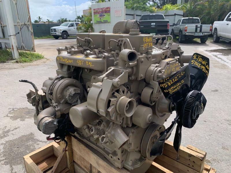 CUMMINS 4BT-3.9 Engine Assembly In MIAMI, FL #611-0920192