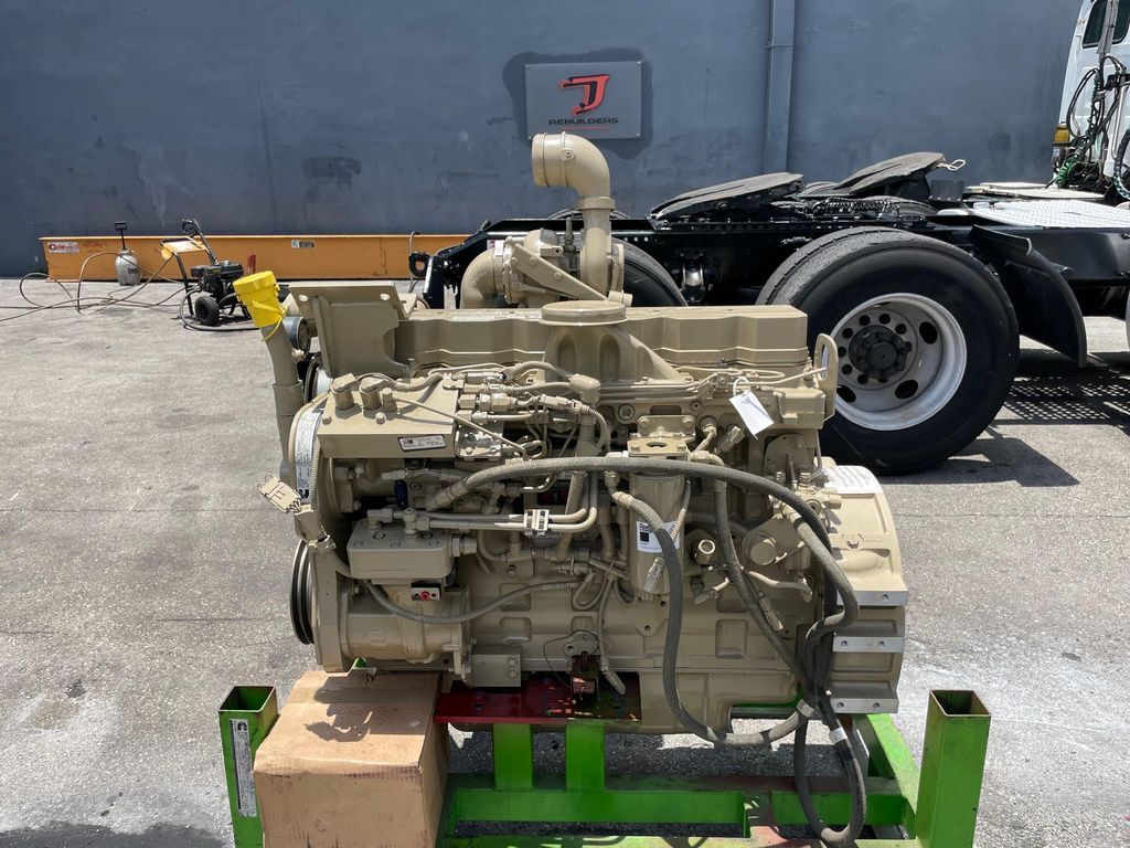 CUMMINS ISC Engine Assembly in HIALEAH, FL #005317