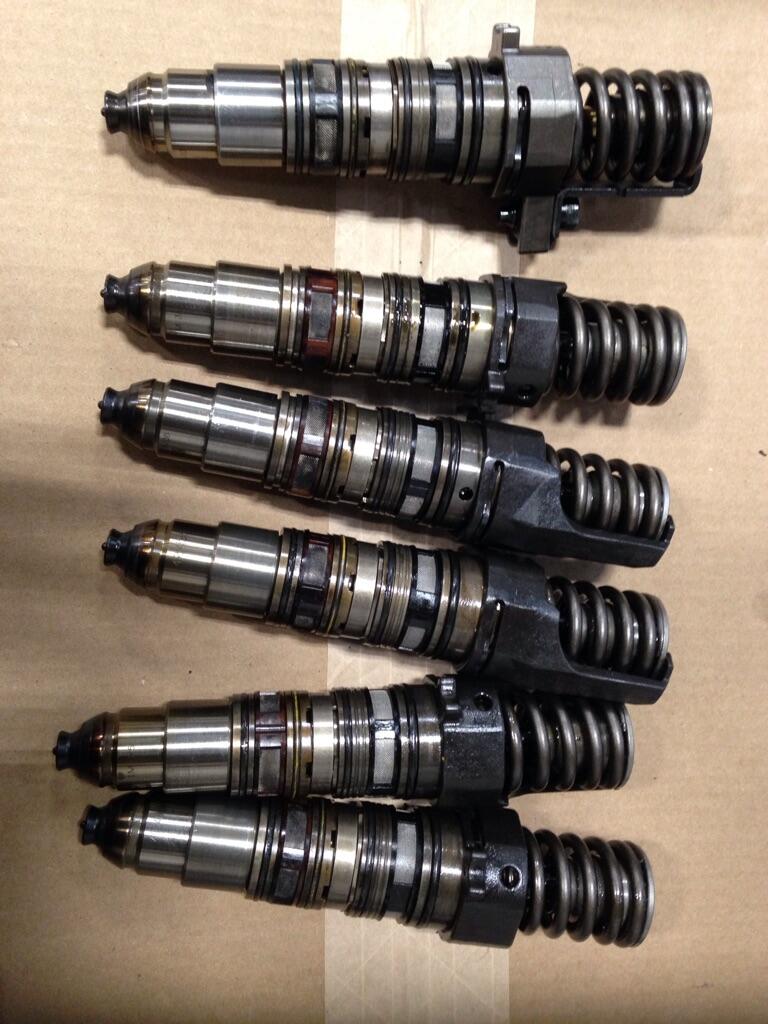 CUMMINS ISX Fuel Injector OEM 4954888 in Abbotsford, BRITISH COLUMBIA