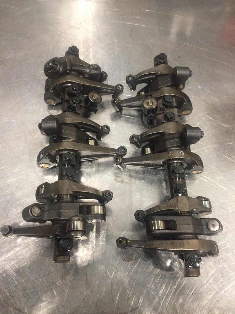CUMMINS ISX Rocker Arm OEM 4059351 in Abbotsford, BRITISH COLUMBIA 32904
