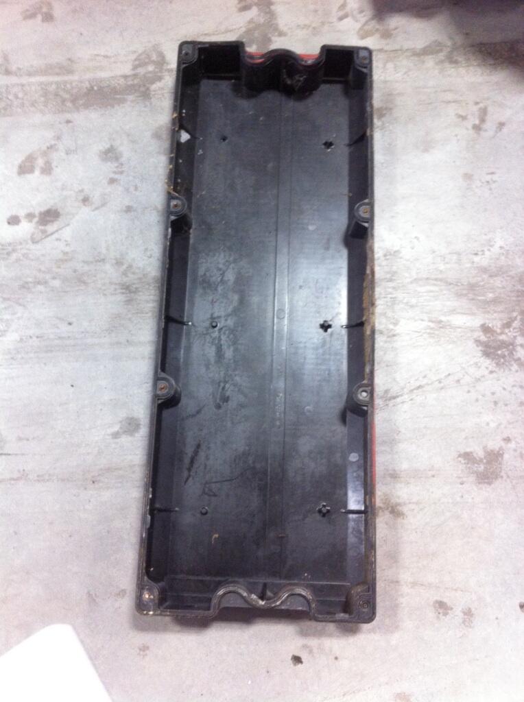 CUMMINS ISX Valve Cover OEM 4059375 in Abbotsford, BRITISH COLUMBIA 2830