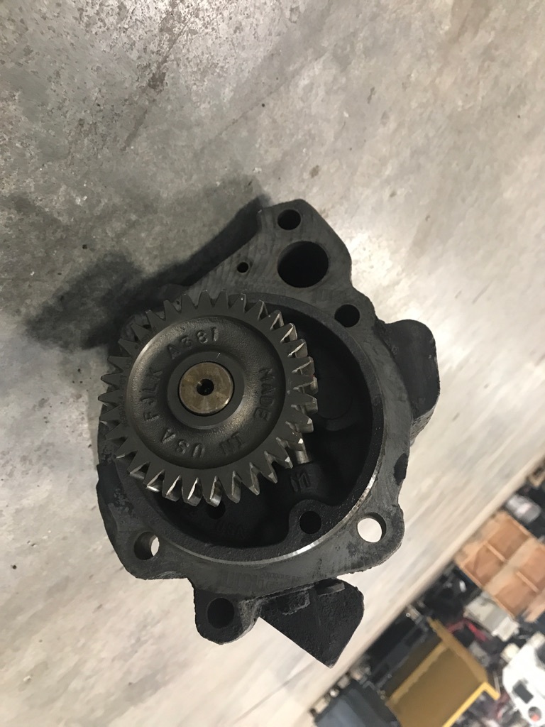 CUMMINS N14 CELECT Oil Pump OEM 3014777 in Abbotsford, BRITISH