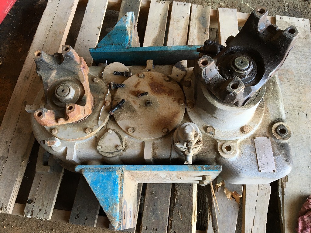 CUSHMAN 358DF Transfer Case Assembly in Oil City, LA 132647