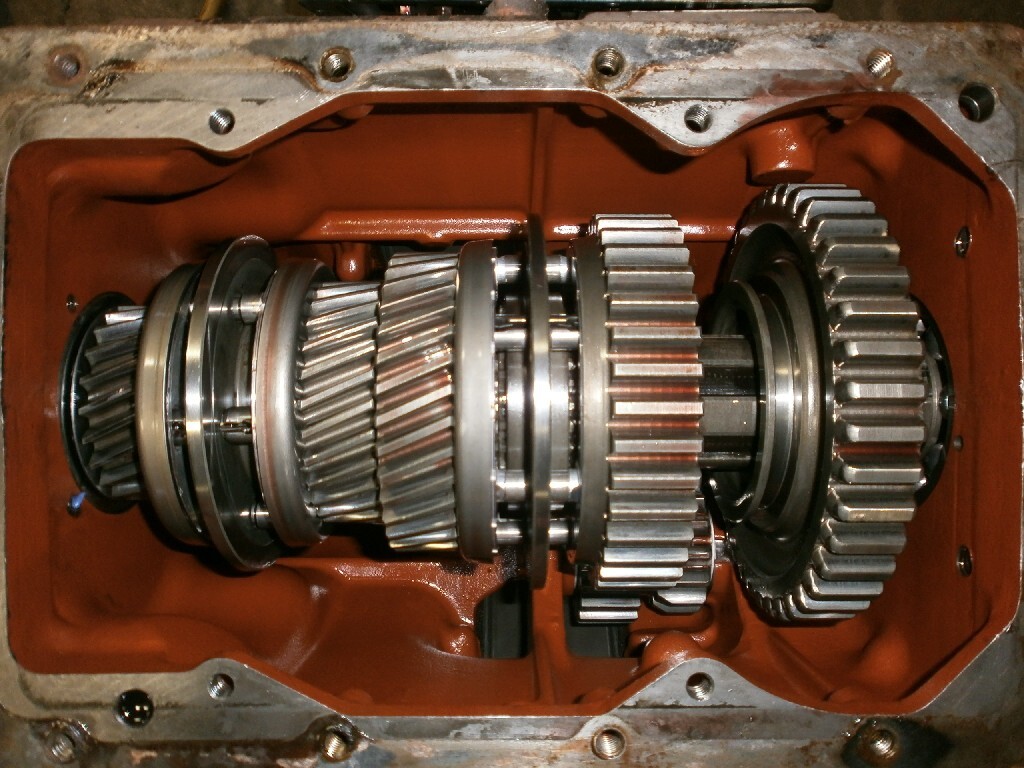 Clark 285V Transmission in Council Bluffs, IA #24222525