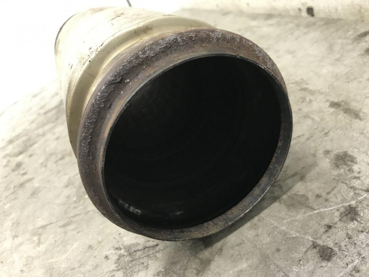 Cummins ISX Exhaust Pipe in Kansas City, MO 25172712