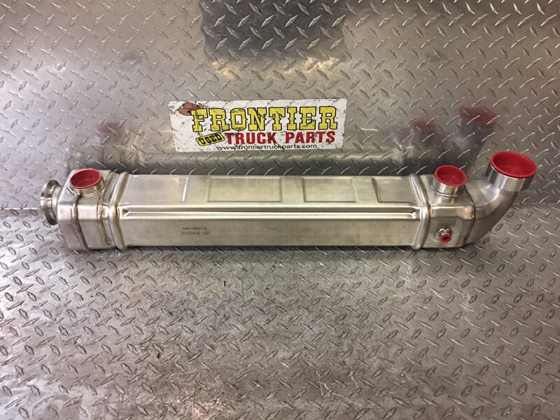 DETROIT DIESEL DD15 Engine Oil Cooler OEM 4721400475 in Dorr, MI 505