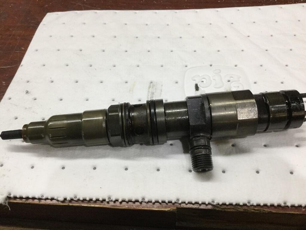 DETROIT DD13 FUEL INJECTOR OEM A4710700368 in Wykoff, MN 1978959