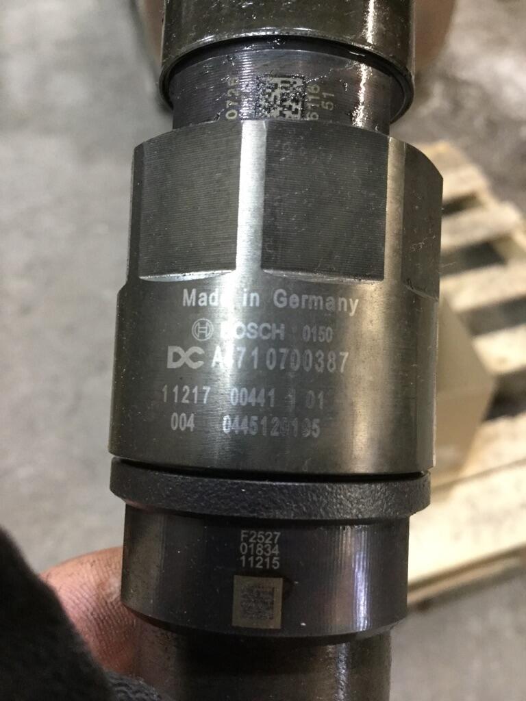 DETROIT DD13 FUEL INJECTOR OEM A4710700368 in Wykoff, MN 1978959