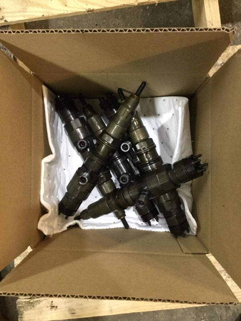 DETROIT DD13 FUEL INJECTOR OEM A4710700368 in Wykoff, MN 1978959