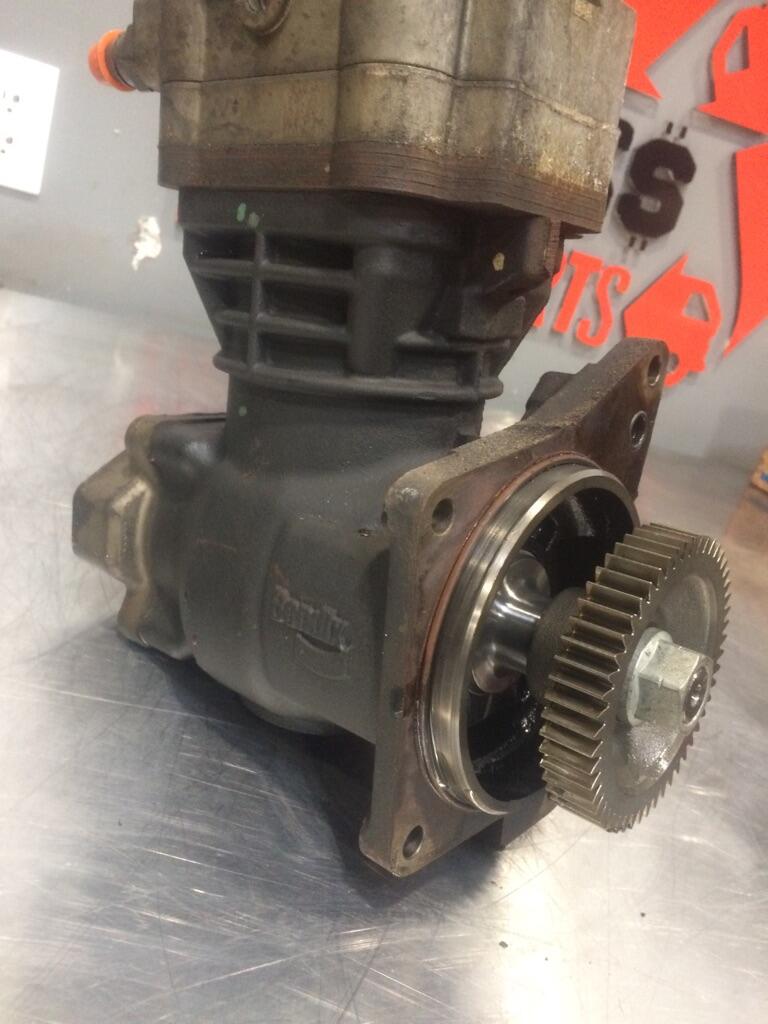 DETROIT DD15 Air Compressor OEM K034655 in Abbotsford, BRITISH
