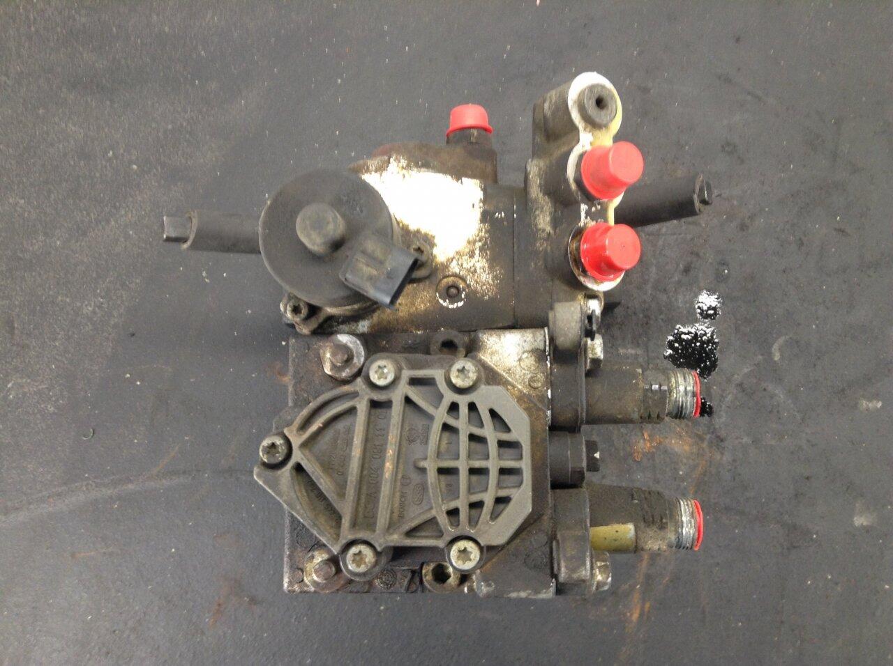 Detroit DD15 Fuel Pump OEM A4720781044 in Spencer, IA 24742937