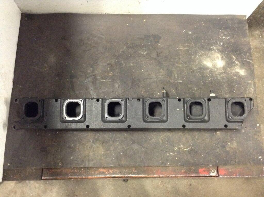 Detroit DD15 Intake Manifold OEM 4270980217 in Spencer, IA C11144