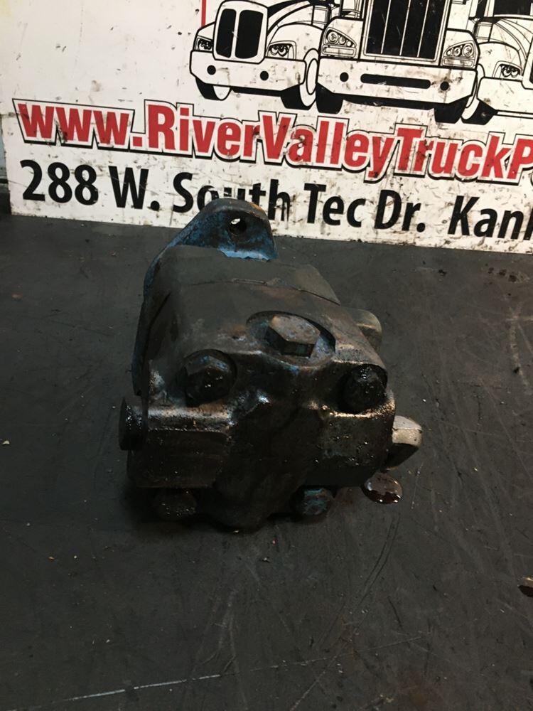 Detroit Series 60 Power Steering Pump in Kankakee, Illinois P7046