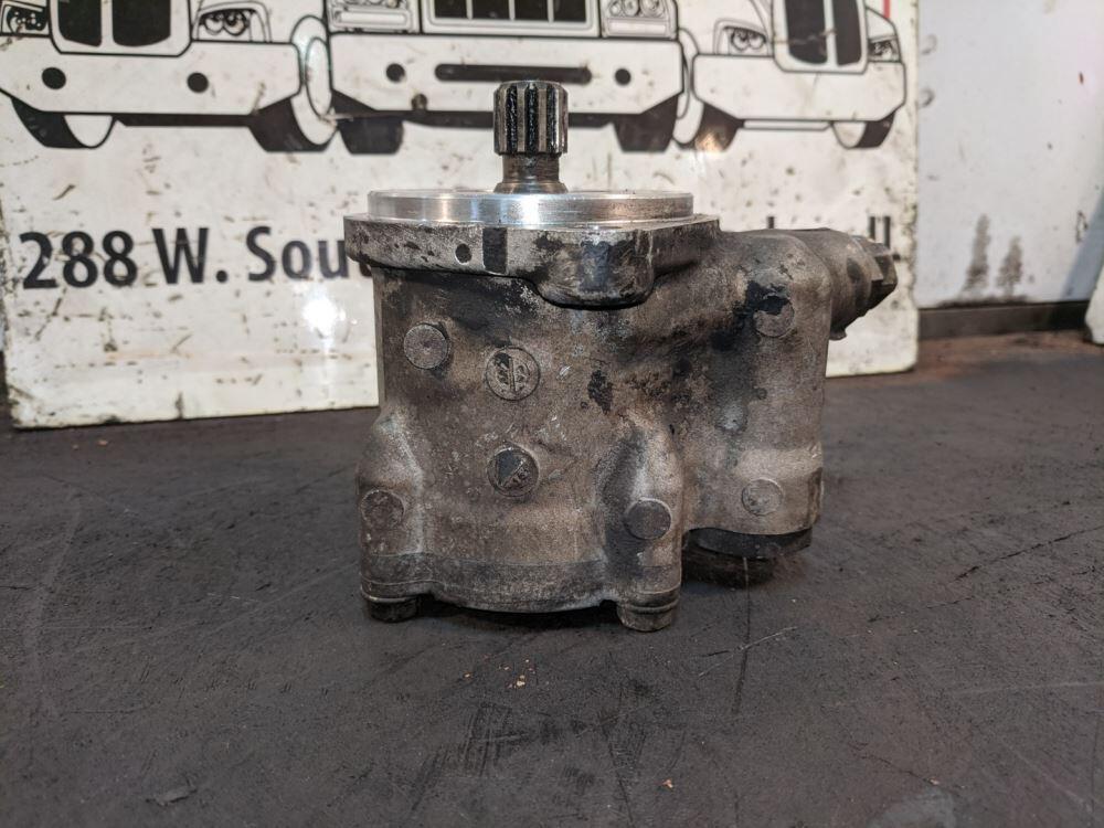 Detroit Series 60 Power Steering Pump in Kankakee, Illinois P8130