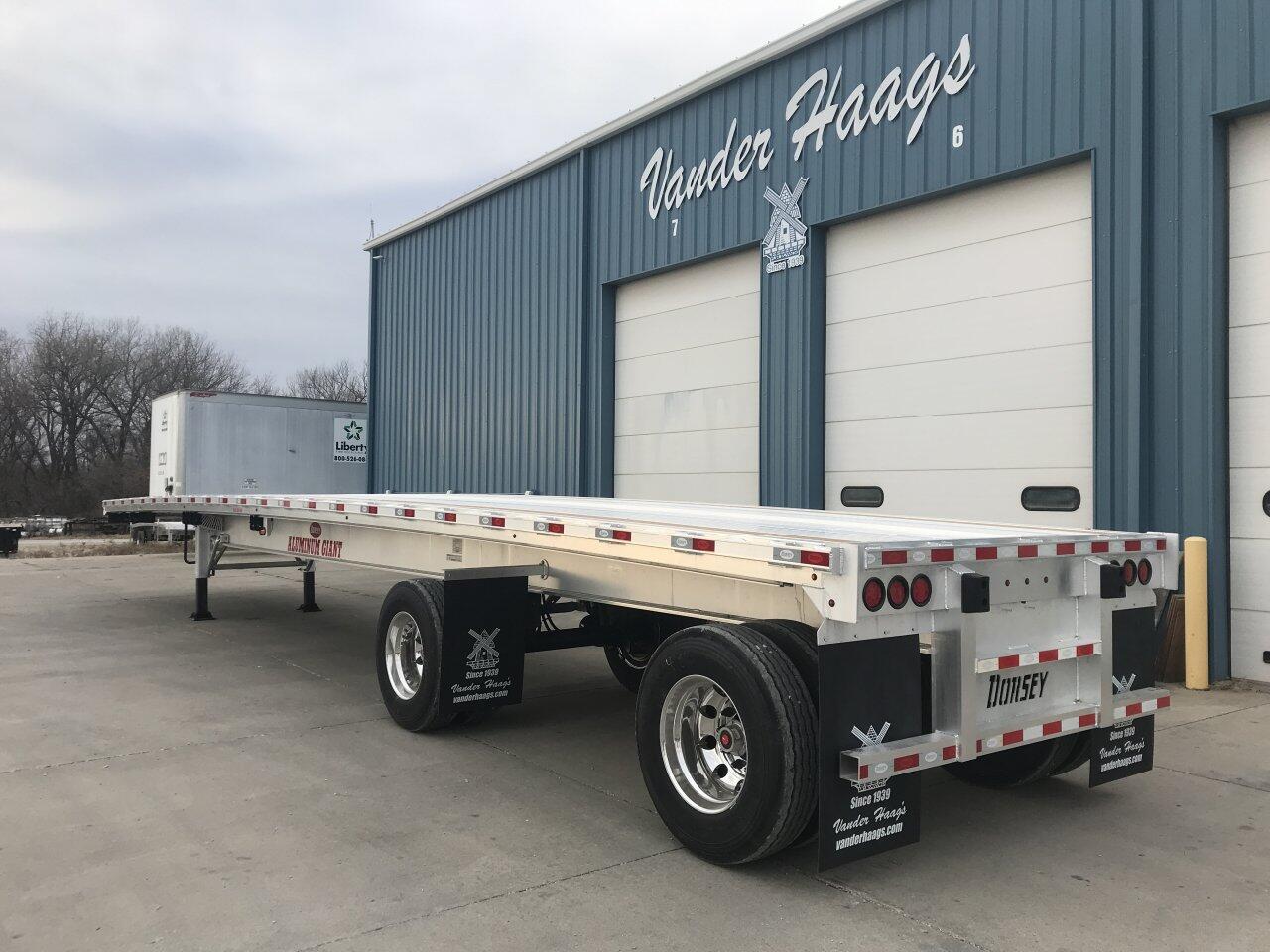 Heavy Trucks & Commercial Vehicles