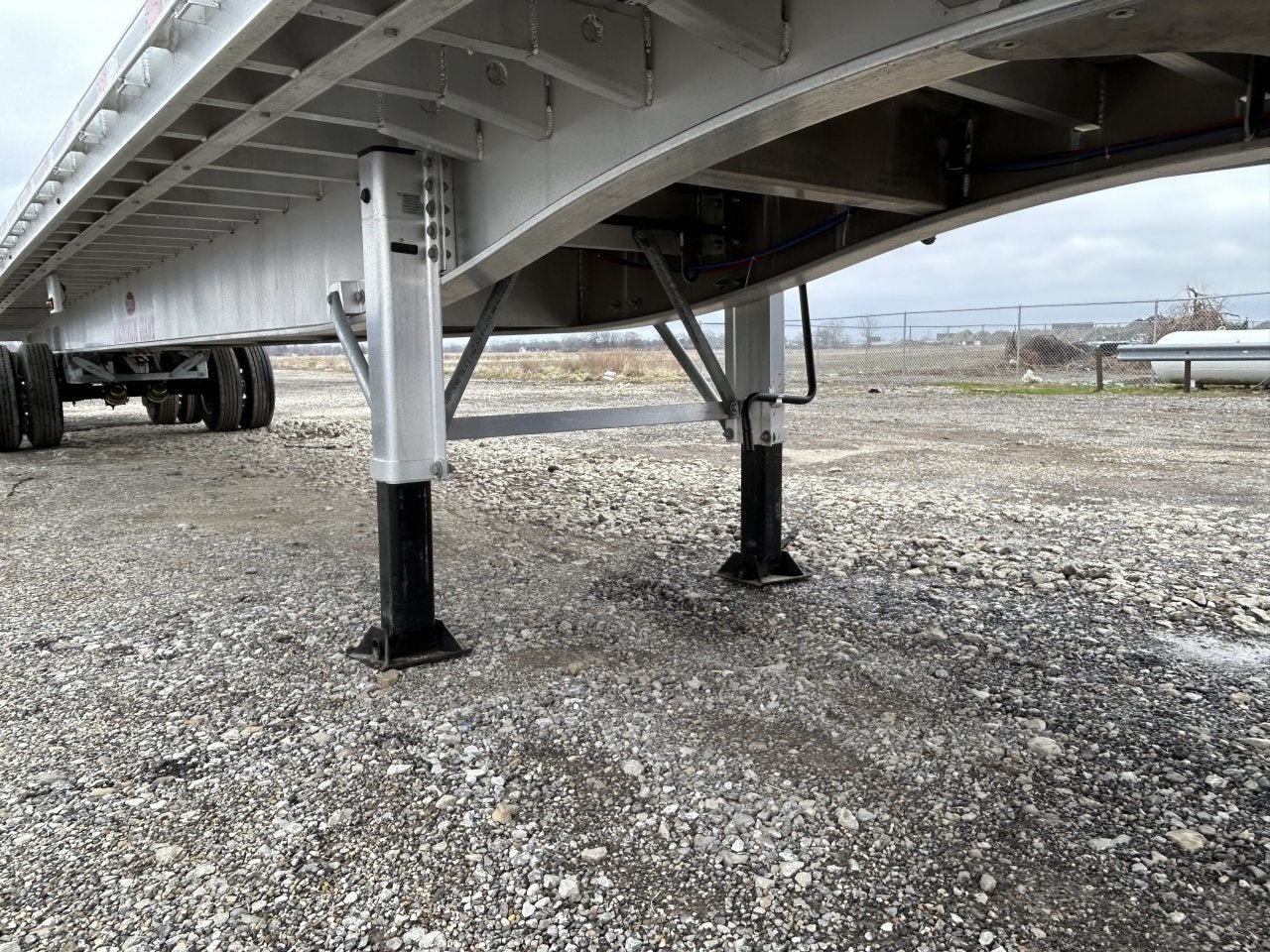 Heavy Trucks & Commercial Vehicles