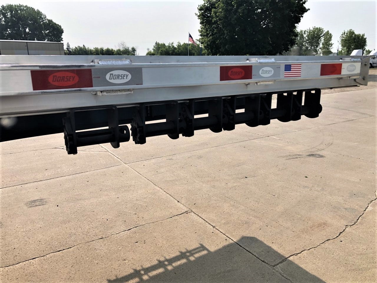 Heavy Trucks & Commercial Vehicles