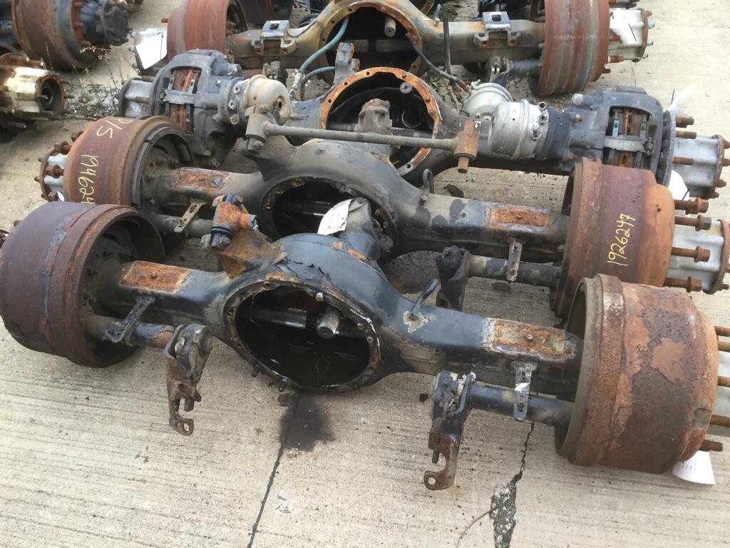 EATONSPICER DS404 AXLE HOUSING, REAR (FRONT) in Toledo, OH 1944046