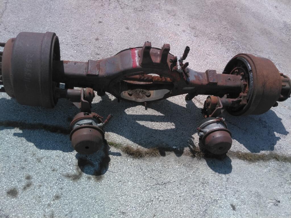 EATONSPICER DS451P AXLE HOUSING, REAR (FRONT) OEM 301408 in Toledo