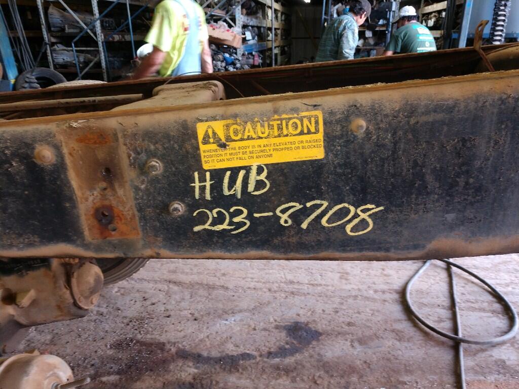 FORD 2238708 Hub OEM 2238708 in CARTERSVILLE, GA 5188