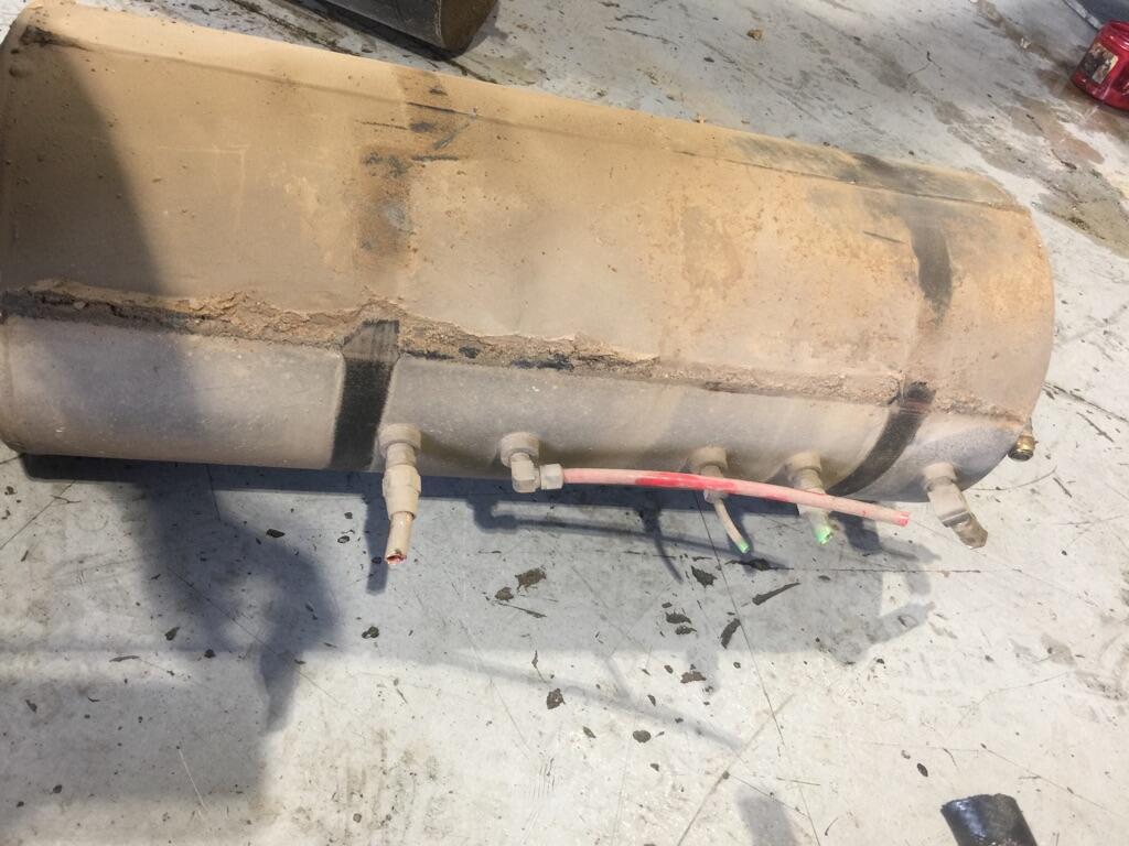Ford L9000 Air Tank In Defuniak Springs Fl 9993