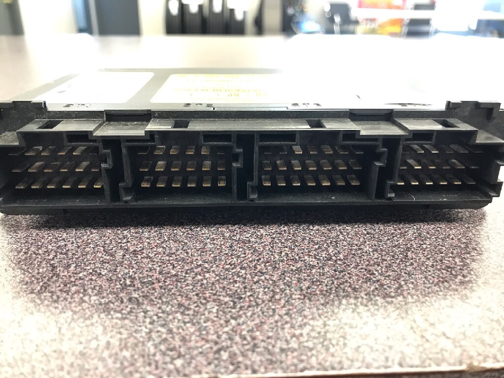 FREIGHTLINER CAB CONTROL MODULE Electronic Chassis Control Modules in