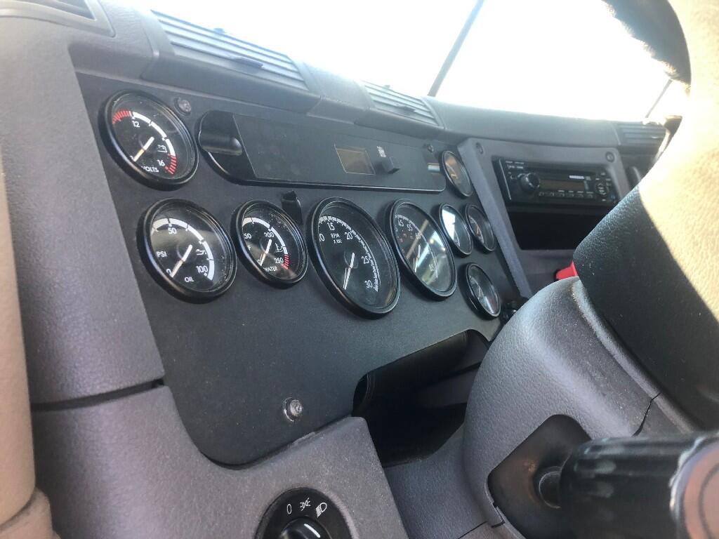 FREIGHTLINER CASCADIA Cab in CRANDALL, TX 75209