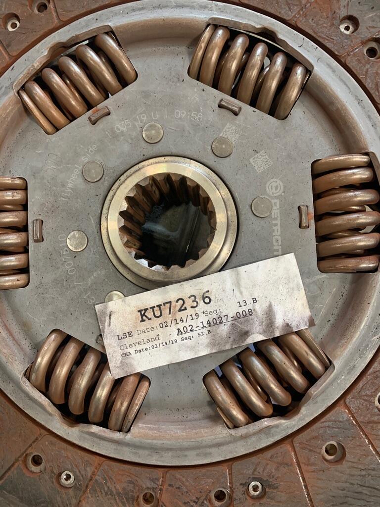 FREIGHTLINER CASCADIA Clutch Disc OEM A0214027008 in Abbotsford