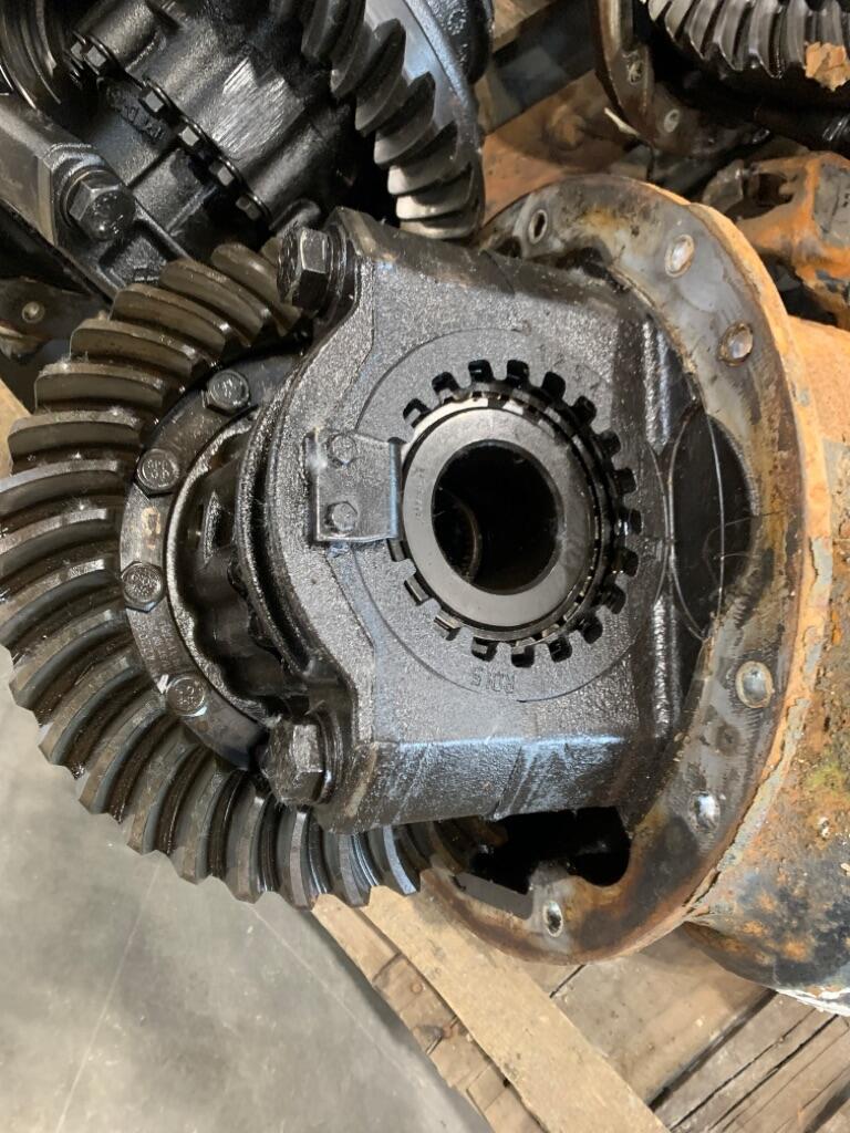 FREIGHTLINER CASCADIA Differential Assembly (Front, Rear) in Abbotsford ...