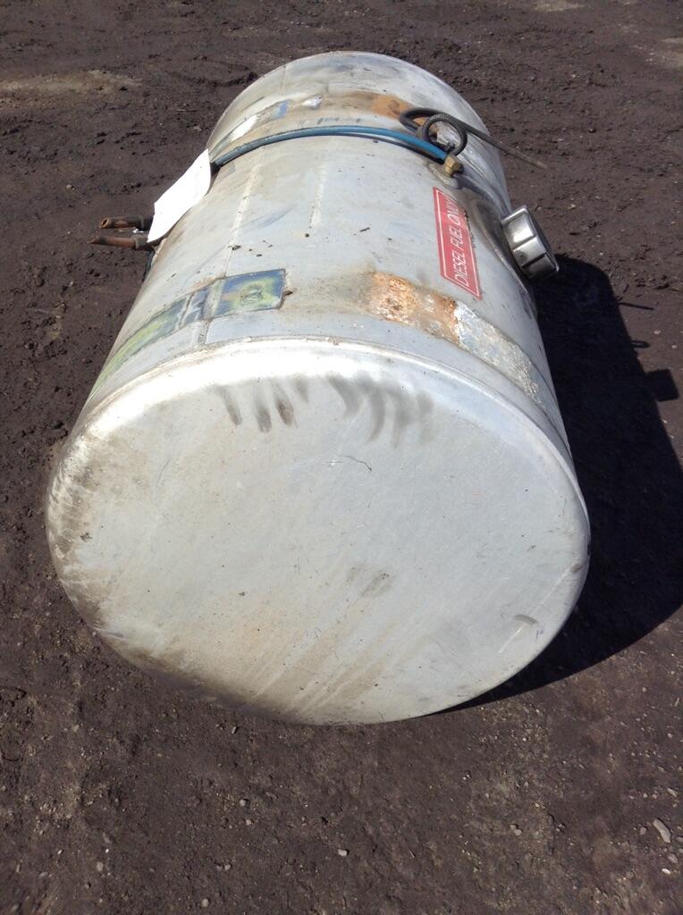 FREIGHTLINER CASCADIA Fuel Tank OEM A0338090180 in FITCHBURG, MA