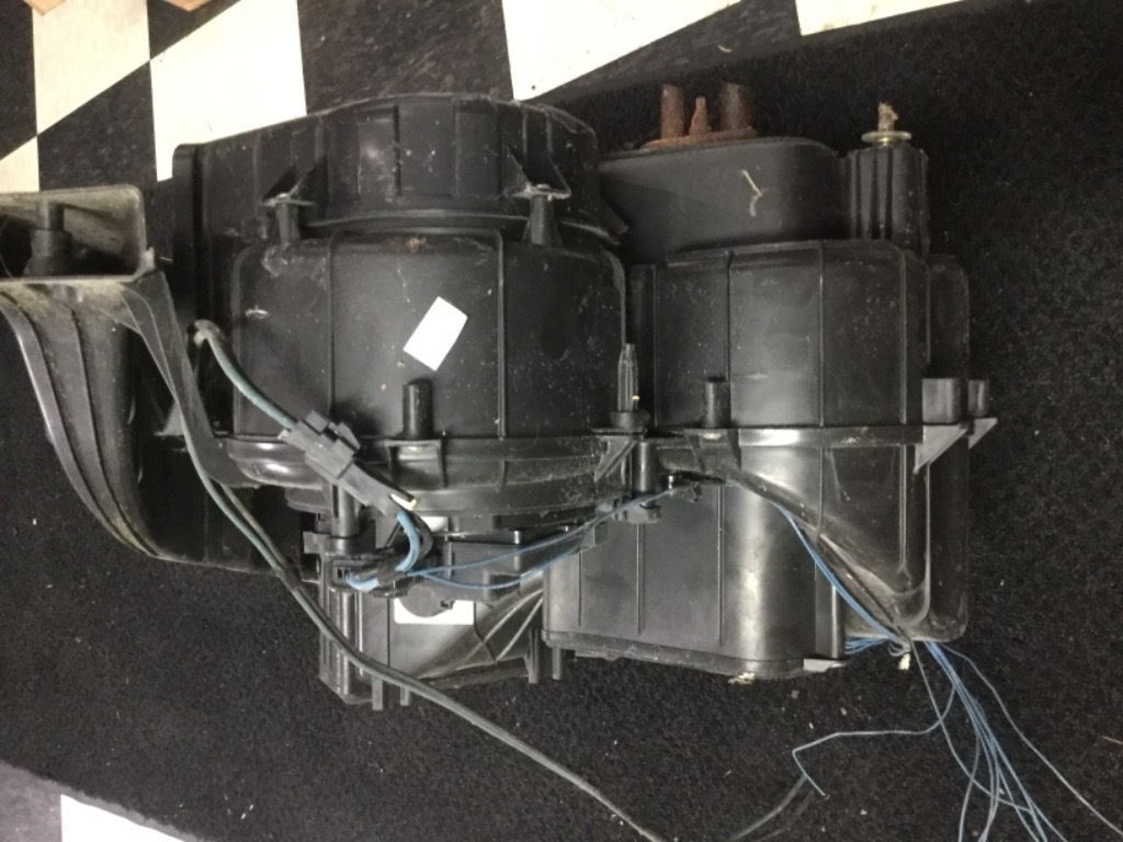 FREIGHTLINER CASCADIA Heater Core OEM A2265209002 in Abbotsford