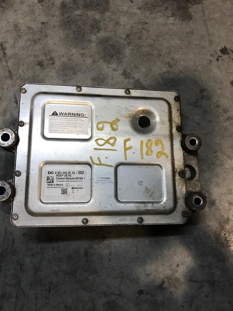 FREIGHTLINER CASCADIA MCM OEM A 001 446 28 35 in