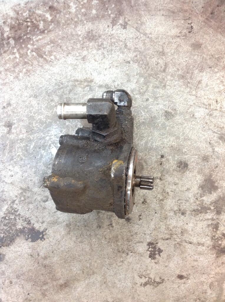 FREIGHTLINER CASCADIA Power Steering Pump in Abbotsford, BRITISH