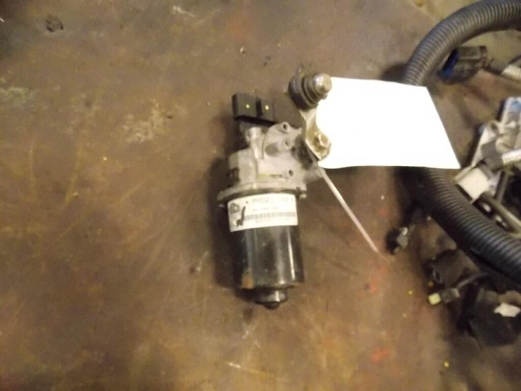 FREIGHTLINER CASCADIA Wiper Motor, Windshield OEM TRI F91498 288 in