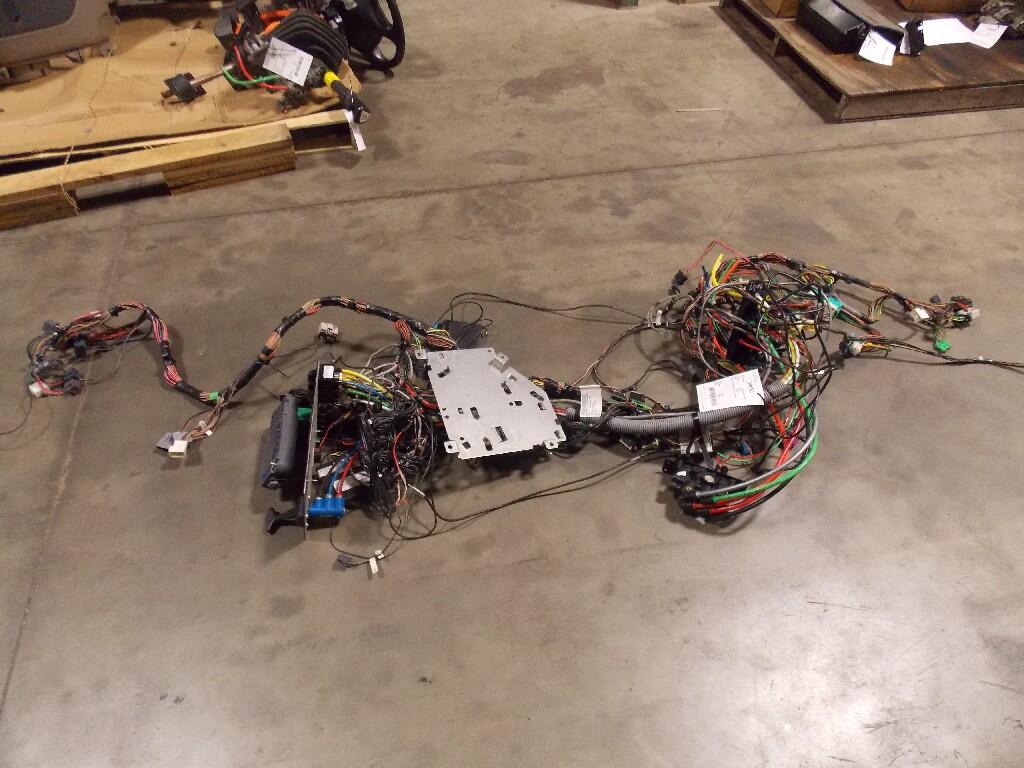 FREIGHTLINER CASCADIA Wire Harness in Holland, MI 30682