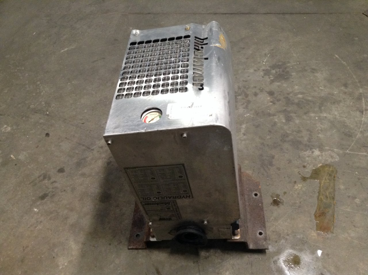 FREIGHTLINER CENTURY CLASS 120 Hydraulic Tank / Reservoir in Spencer ...