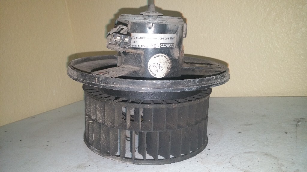 FREIGHTLINER CENTURY CLASS Blower Motor (HVAC) OEM# 2809-841-035 in