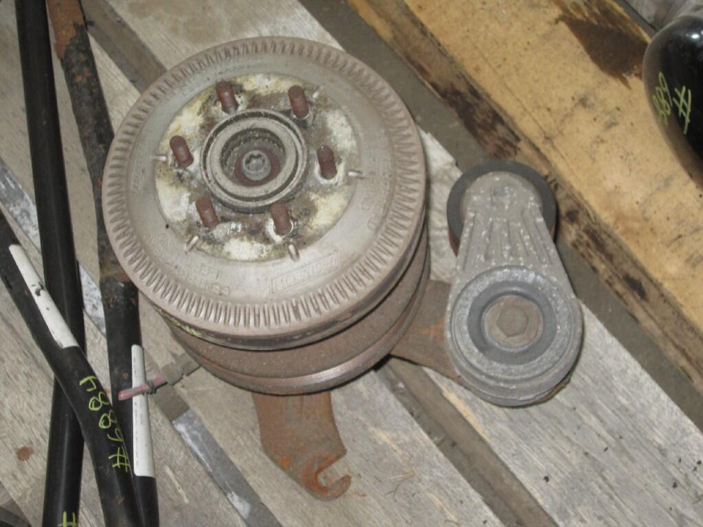 FREIGHTLINER COLUMBIA 120 Fan Clutch OEM 989223 in Grand Rapids, MI