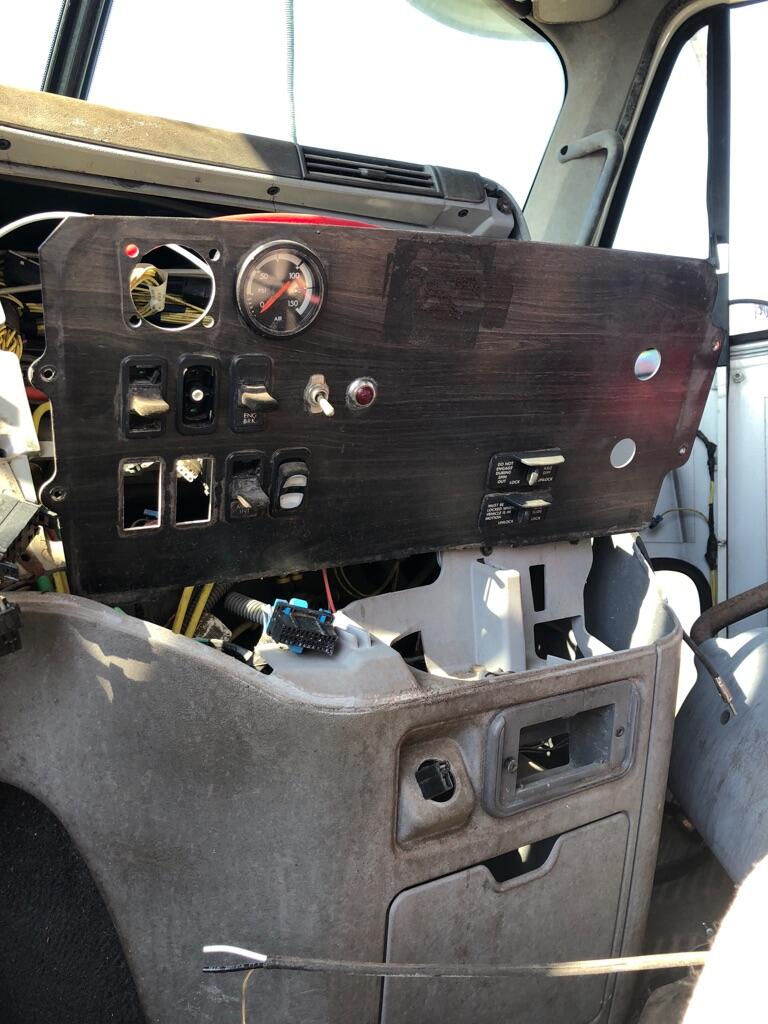 freightliner columbia cup holder