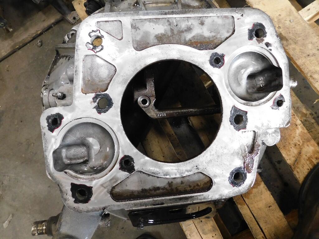 FREIGHTLINER CST120 CENTURY Bell Housing OEM FUL A5992 in Holland, MI