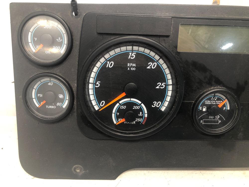 Commercial Truck Parts Freightliner Cascadia 5 Gauge Dash Instrument